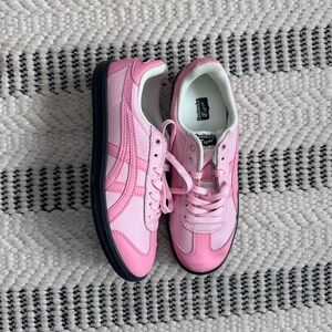 Onitsuka Tiger Pink Sneakers